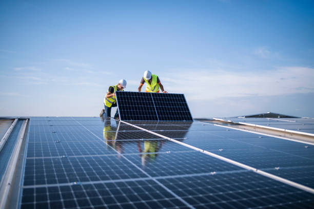 Best Solar Panel Roofing Installation  in Rossmoyne, OH